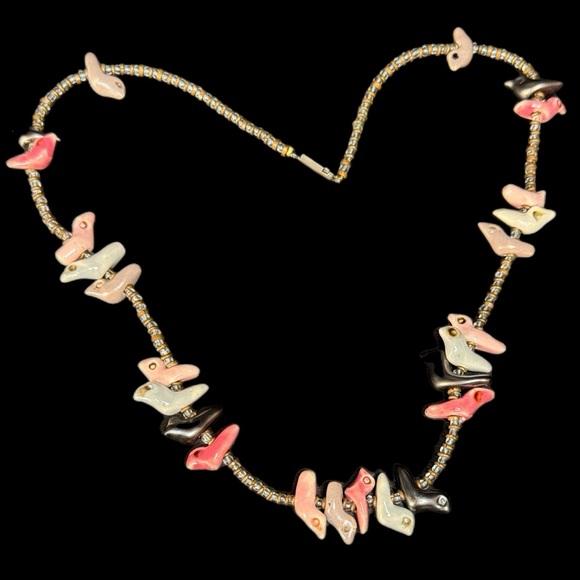 Vintage Jewelry - Vintage Zuni Heishi Bird Fetish Necklace
